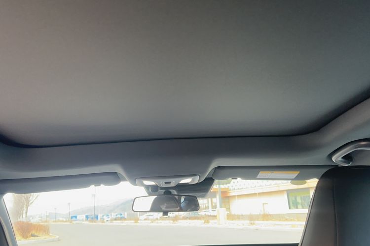 Used CHANGAN UNI-V 2023 1.5T Prestige Model
