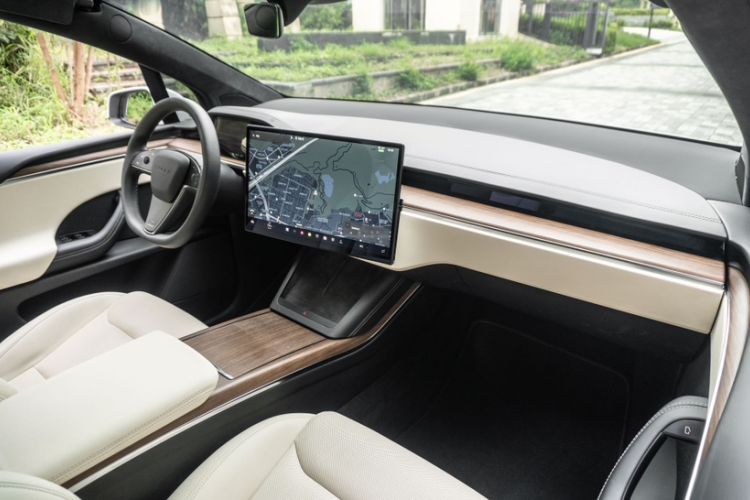 Used Tesla Model X 2023 Dual-Motor All-Wheel-Drive Version