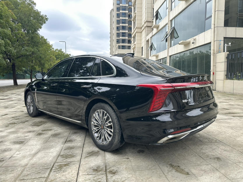 Hongqi H5 2023 2.0T Automatic Smart Connect Flagship Edition - Chinese Trim Xiang — снимка 13