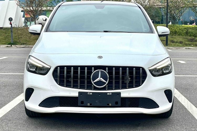 Used Mercedes-Benz B-Class 2020 B 200 Sport Edition Exterior 2