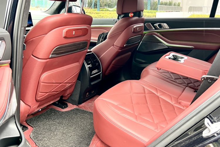 Used BMW X5 2023 xDrive 40Li M Sport Night Edition Package