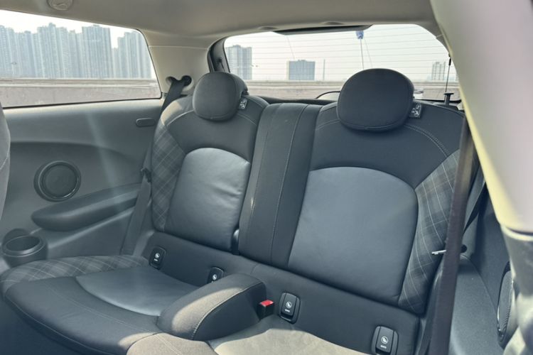 Used MINI MINI 2018 1.5T COOPER Classic Edition