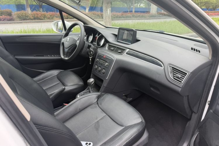 Used Peugeot 308 2014 Enjoy Edition Classic 1.6L Automatic Premium Model Exterior 3