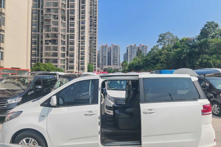 Used SAIC MAXUS G10 2022 2.0T Automatic Elite Edition Gasoline 7-Seater