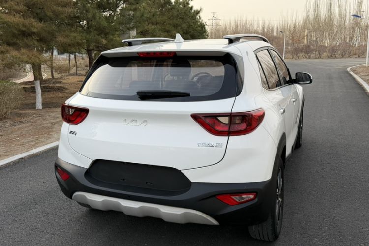 Used Kia kx1 Stonic 2021 1.4L Automatic Fun Edition
