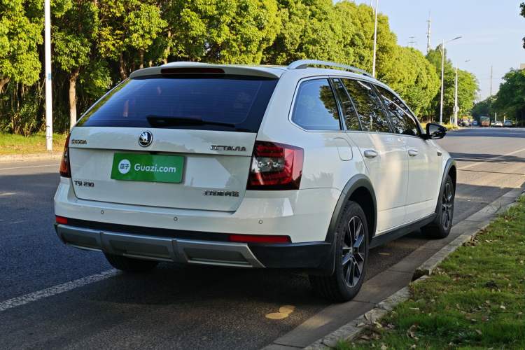 Used Skoda Octavia 2019 TSI230 DSG Luxury Edition Station Wagon China V Standard