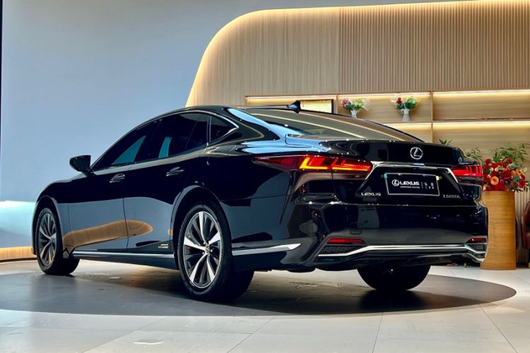 Used Lexus LS 2021 500h Excellence Edition