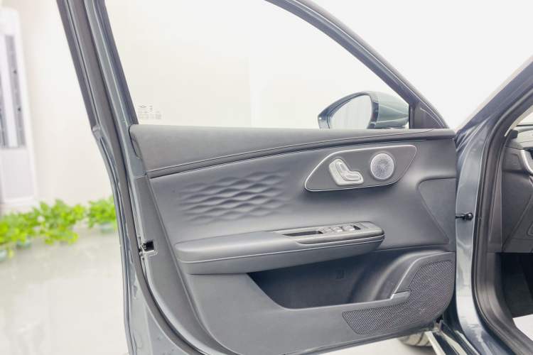 Used Chery Fengyun A8L 2025 1.5 TGDI 145 km Luxury Version