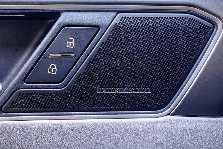 Used Volkswagen Tayron 2023 380TSI Four-Wheel Drive R-Line Pro Smart Edition
