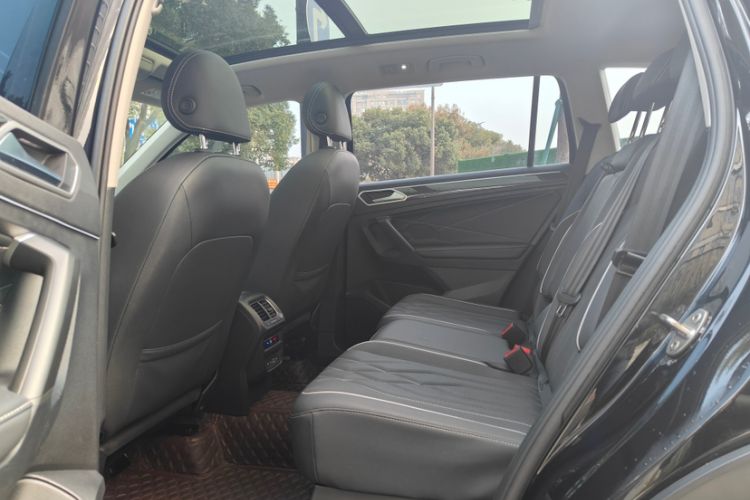 Used Volkswagen Tiguan L 2022 330TSI Automatic Two-Wheel Drive Smart Edition