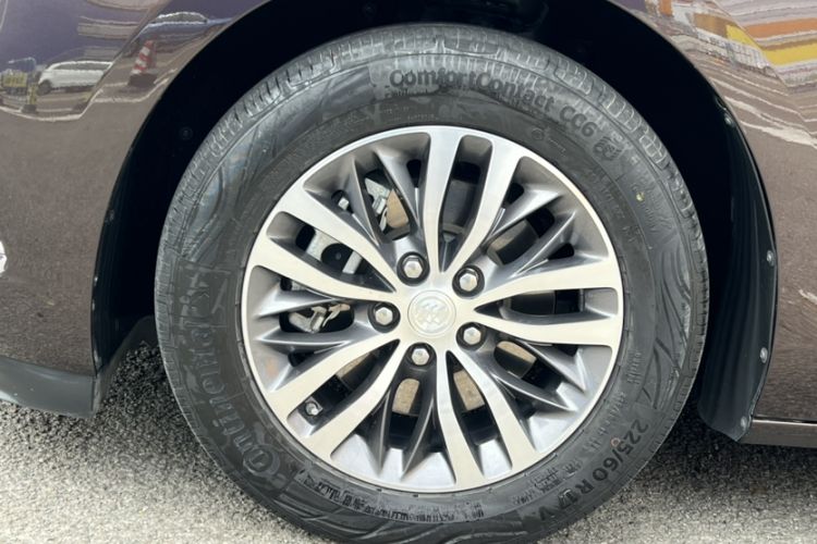 Used Buick GL8 2021 ES Landtrek 653T Comfort Edition