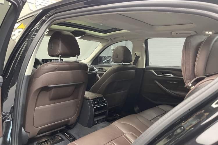 Used BMW 5 Series New Energy 2019 Updated Version 530Le Luxury Package