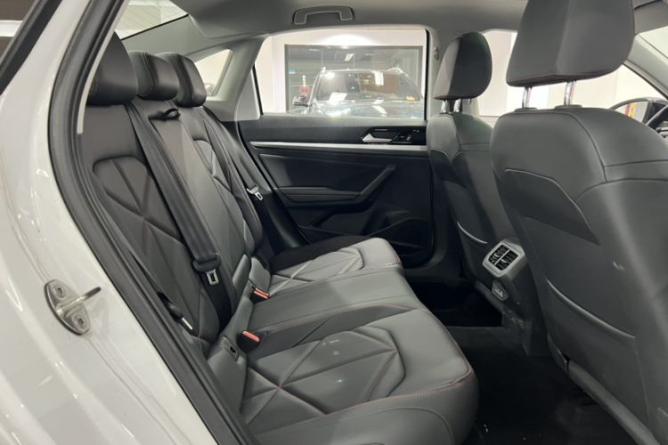 Used Volkswagen Lavida 2024 300TSI DSG Starry Sky Leading Edition Interior 4