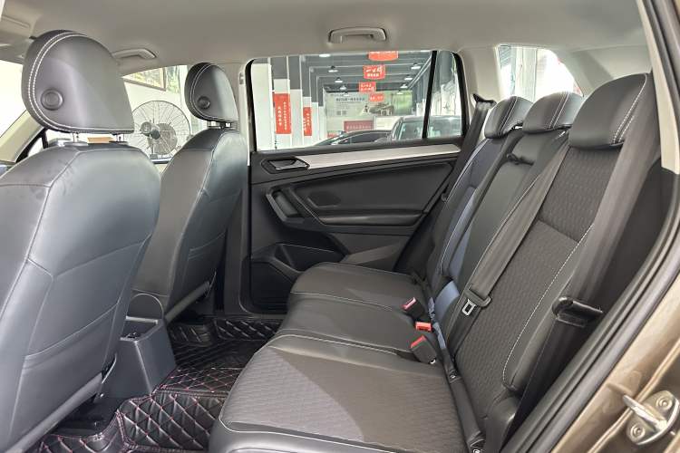 Used Volkswagen Tiguan L 2018 330TSI Automatic Two-Wheel Drive Luxury Edition