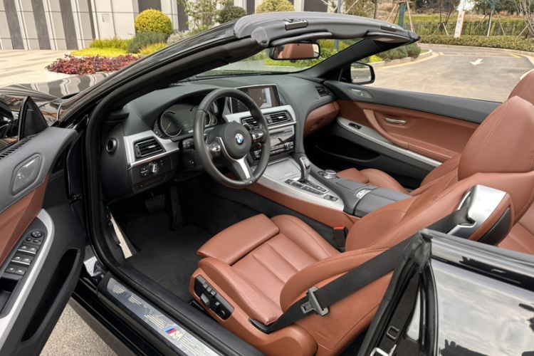 Used BMW 6 Series 2016 640i xDrive Convertible Coupé
