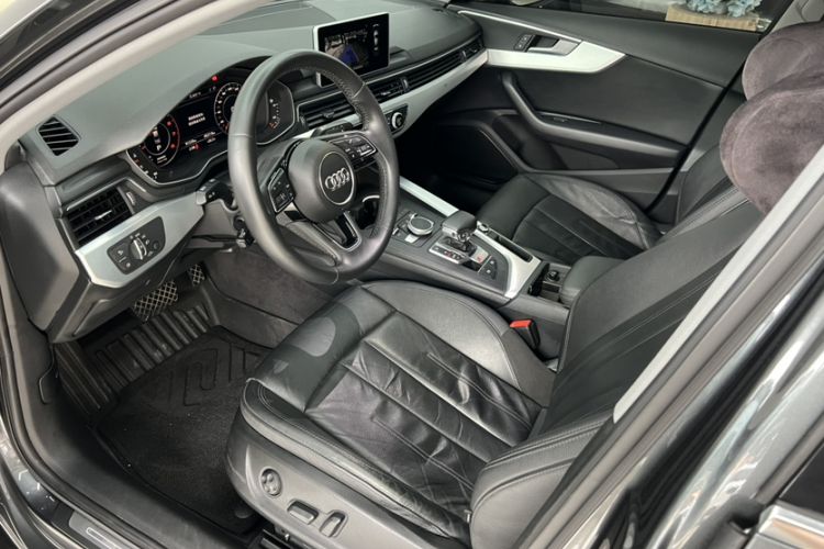 Used Audi A4L 2019 40 TFSI Fashion Edition China VI Emission Standard Interior 5