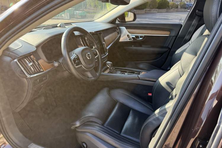 Used Volvo S90 2018 T5 Prestige Edition