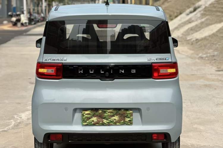 Used Wuling Hongguang MINIEV 2020 Freedom Version Lithium Iron Phosphate Exterior 6