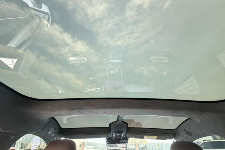 Used Avatr 11 2024 580 Three-Laser Four-Wheel Drive Luxury Edition
