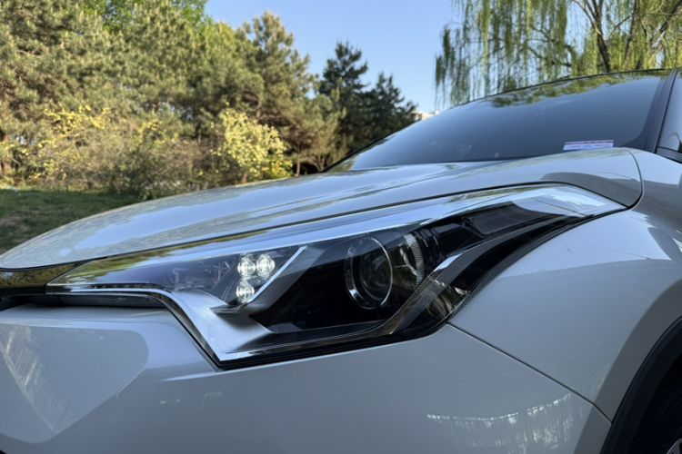 Used Toyota C-HR 2020 2.0L Leading Edition Exterior 7