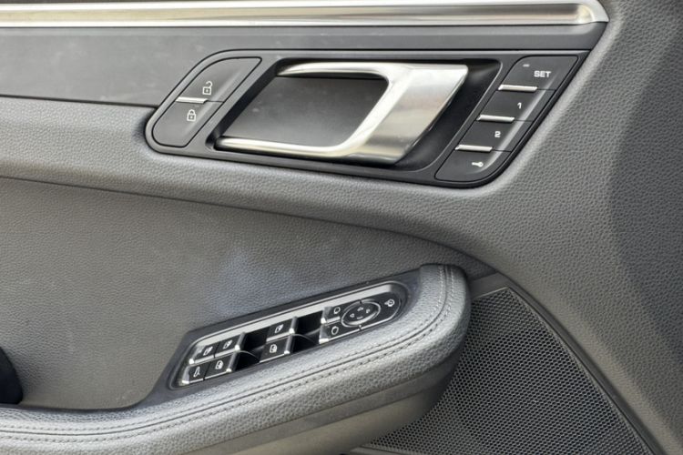 Used Porsche Macan 2021 Macan 2.0T
