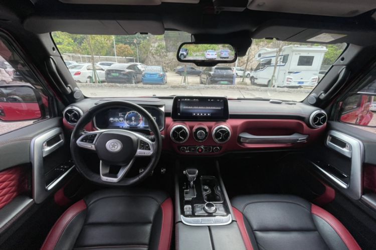 Used BAIC Off-Road BJ40 2019 2.3T Automatic Four-Wheel Drive Urban Hunter Edition Flagship Model China VI Emission Standard