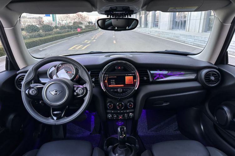 Used MINI MINI 2020 1.5T COOPER Artist