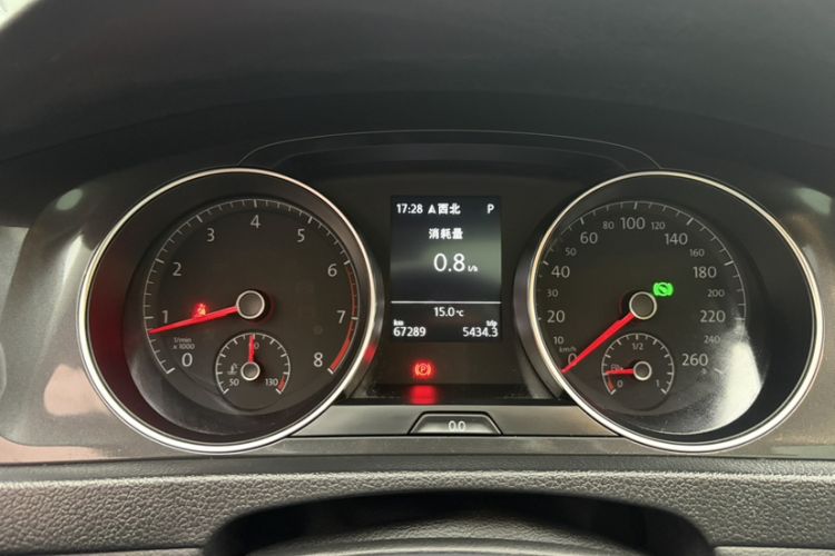 Used Volkswagen Golf 2019 200TSI DSG Comfort & Ambition Edition China VI Standard
