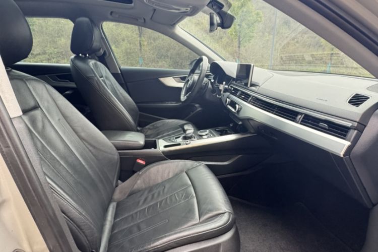 Used Audi A4L 2018 30th Anniversary Edition 40 TFSI Fashion Model
