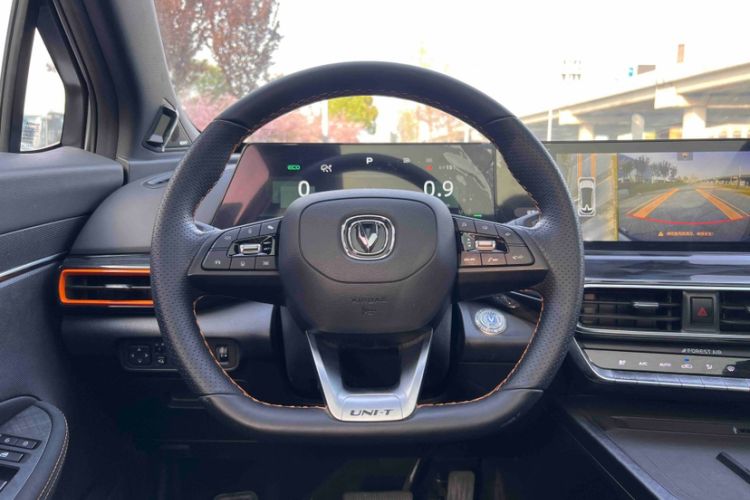 Used CHANGAN UNI-T 2022 1.5T Sport Edition Flagship Version
