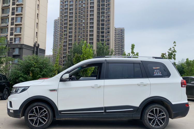 Used SWM X3 2020 1.5L Manual Value Edition 7 Seats