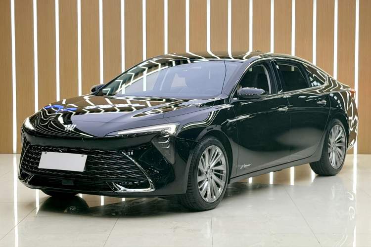 Used Buick LaCrosse 2026 Model Platinum Aivia Edition