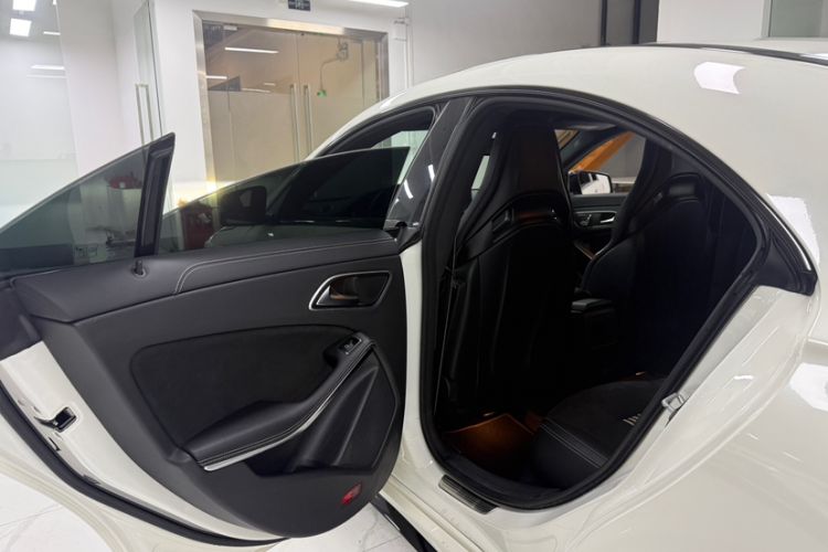 Used Mercedes-Benz CLA 2017 CLA 220 4MATIC Polar Limited Edition Interior 1