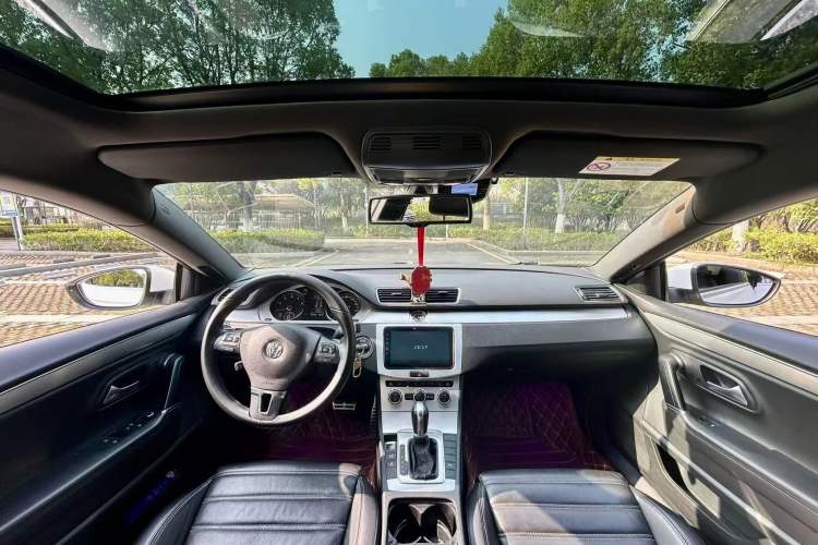 Used Volkswagen FAW-Volkswagen CC 2016 1.8TSI Prestige Model Interior 5