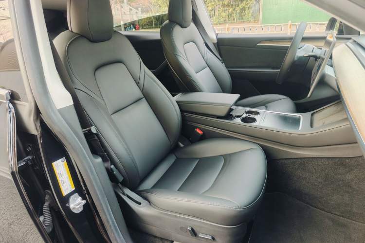 Used Tesla Model Y 2021 Standard Range Rear-Wheel Drive Version