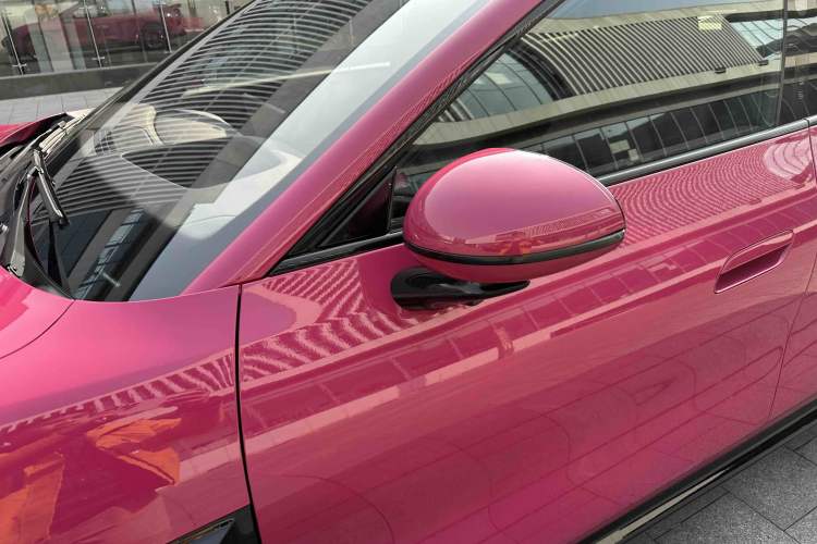 Used Xiaomi Auto SU7 2024 Four-Wheel Drive Ultra-Long Range Advanced Intelligent Driving Max Edition