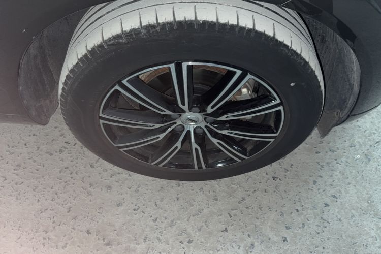 Used Volvo XC60 2021 T5 4x4 Smart Luxury Edition Exterior 2