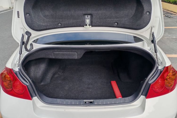 Used Infiniti G Series 2013 G25 Sedan Luxury Sport Edition
