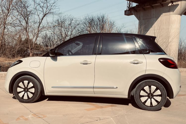 Used Wuling Bingo 2023 333 km Lingxi Connected Version
