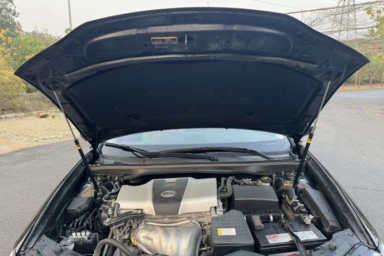 Used Lexus ES 2016 200 Midnight Special Limited Edition
