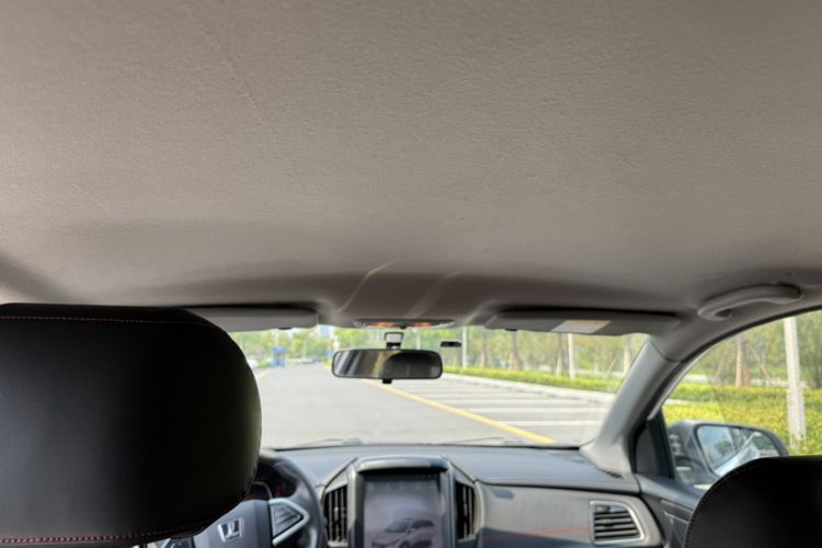 Used Luxgen U5 SUV 2017 1.6L CVT Prestige Edition
