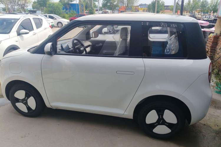 Used CHANGAN Lumin 2025 205 km Xiangqin Version
