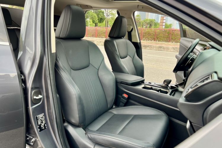 Used Lexus NX 2022 260 Front-Wheel Drive Chuan Yue Edition Interior 4