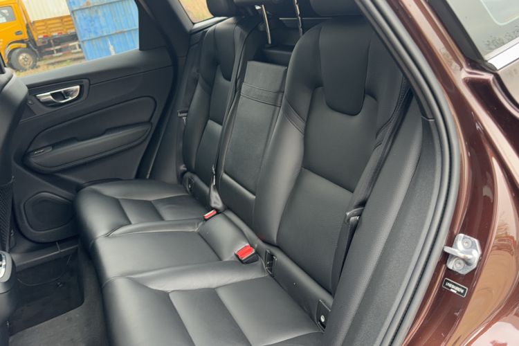 Used Volvo XC60 2018 T5 4x4 Zhiyi Edition Left Rear Seat