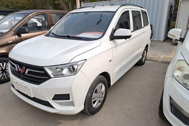 Used Wuling Hongguang 2021 1.5L Revised S Standard Version with Electric Power Steering LAR