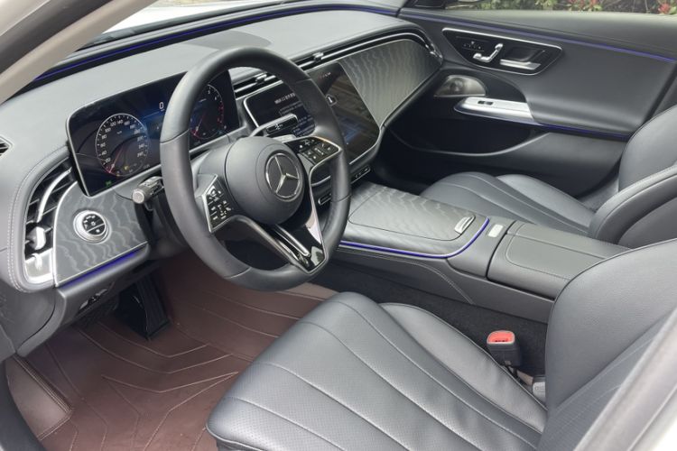 Used Mercedes-Benz E-Class 2024 E 300 Fashion Sport Edition
