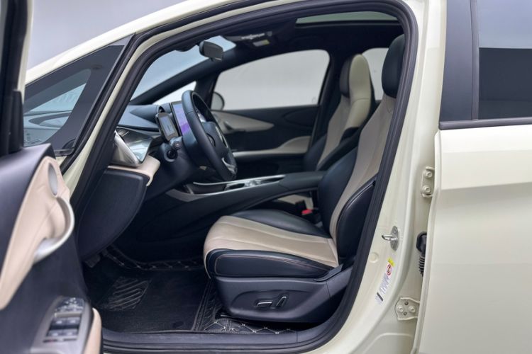 Used BYD Dolphin 2023 420 km Fashion Edition
