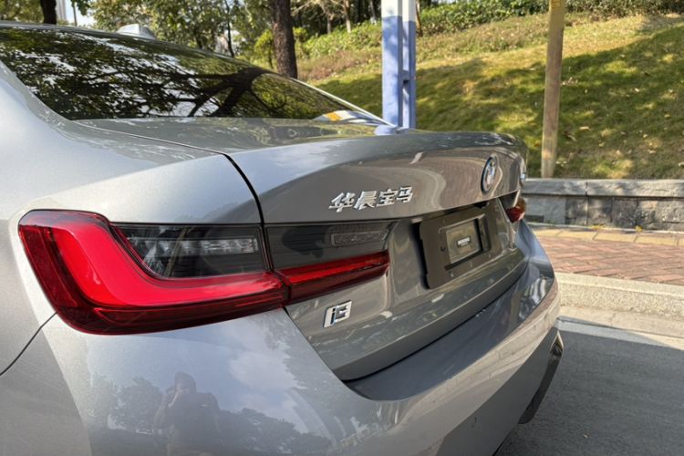 Used BMW i3 2023 eDrive 40 L Midnight Sports Package
