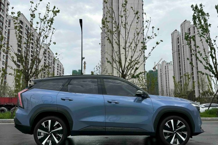 Used Geely Auto FX11 2023 2.0TD DCT Prestige Edition Exterior 7