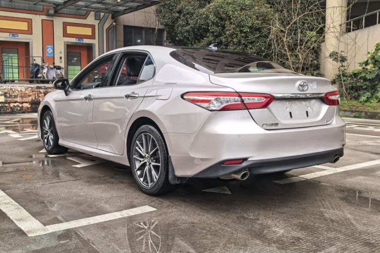 Used Toyota Camry 2021 2.5G Luxury Edition Exterior 8